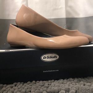 Nude flats